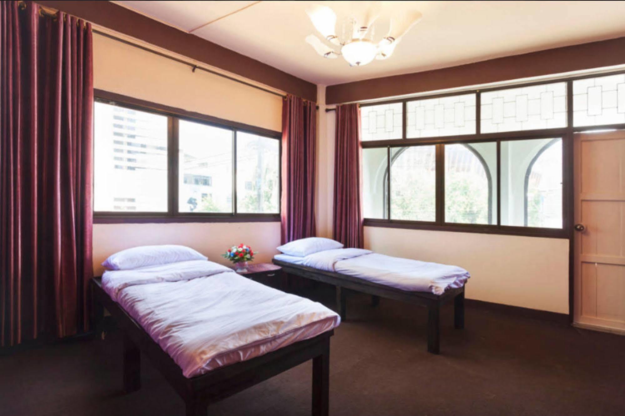 Ma Peak Hotel Chiang Mai Exterior photo